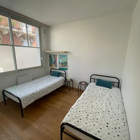 Apartmán **arcachon Centre: T3 Moderne Avec Terrasse, Proche Et Commerces Pour 4 Personnes** - Fr-1-420-112 *