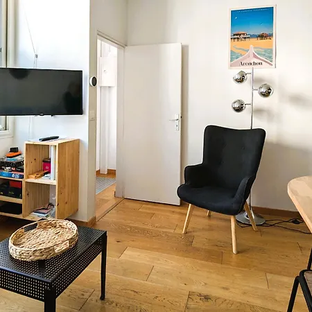 **arcachon Centre: T3 Moderne Avec Terrasse, Proche Et Commerces Pour 4 Personnes** - Fr-1-420-112 * アルカション